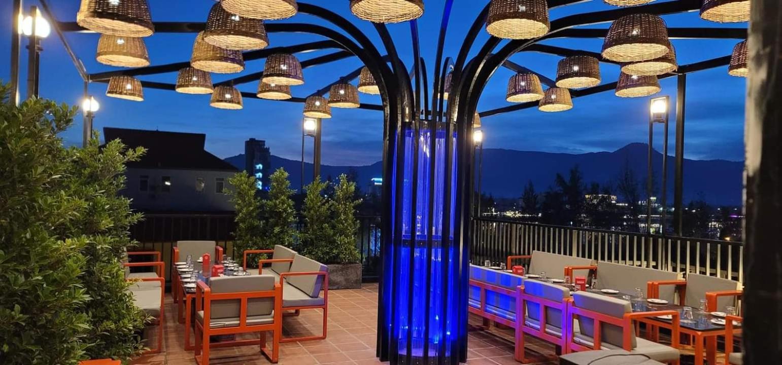 Park Inn Boutique And Hostel カンポット エクステリア 写真